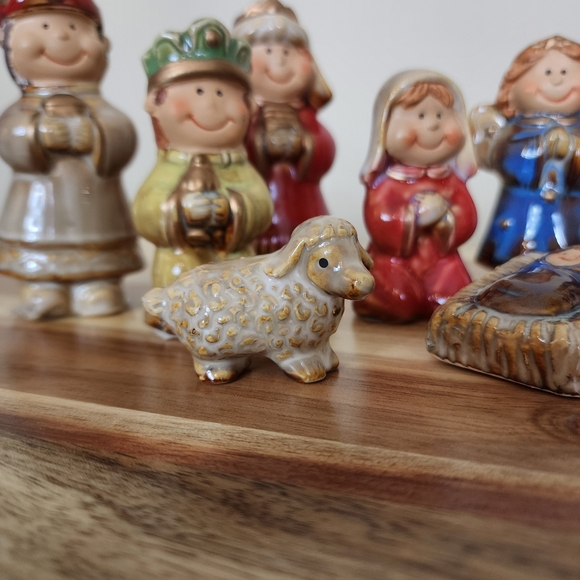 11 PCS Classic Nativity Scene Set Christmas Decor - Picture 8 of 14